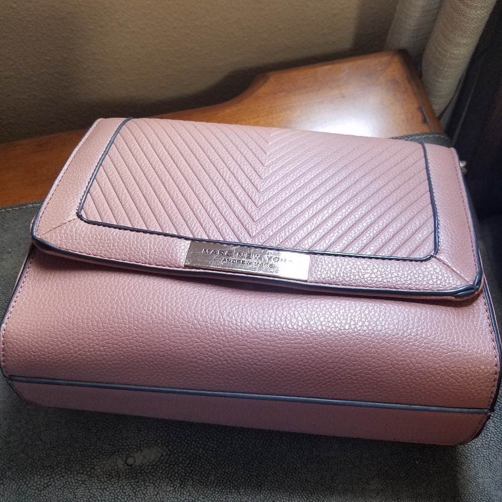 Handbag - Picture 2 of 4